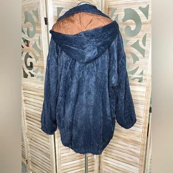 Alysi Women’s Black Coat US Size 4 - Picture 4 of 7